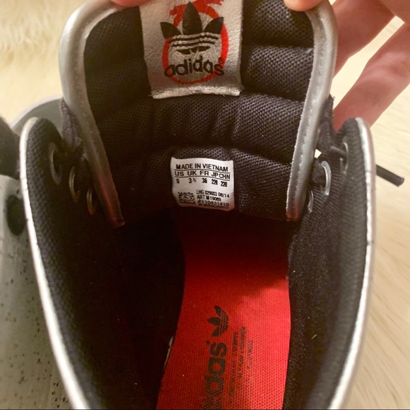 ❗️SOLD❗️adidas Limited Edition Leather High Tops - Picture 8 of 8